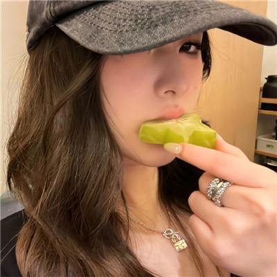 这个少侠有点冷